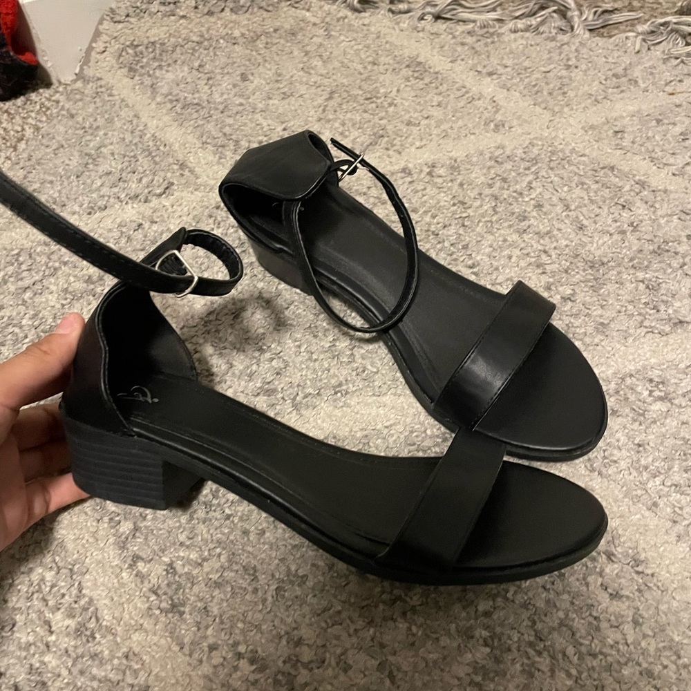 Black opened toe heel